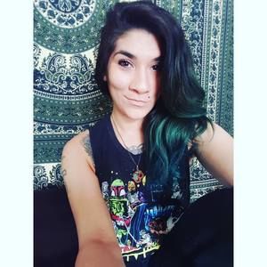 Meet your Posher, Sara