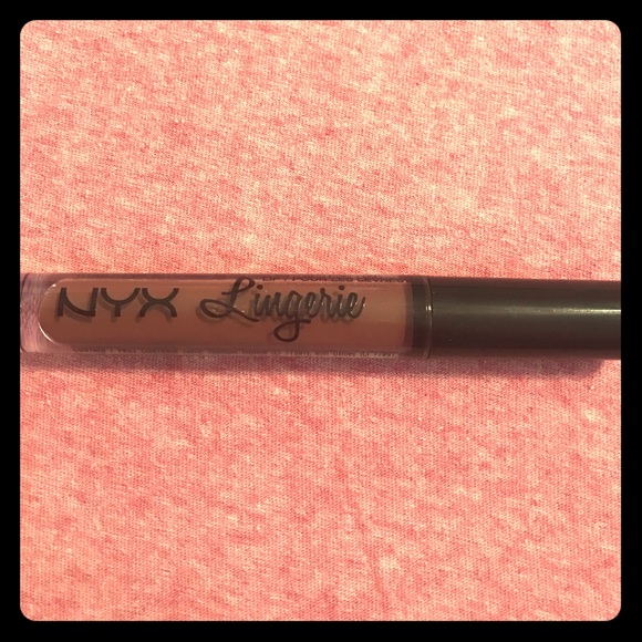 Nyx lingerie liquid lipstick