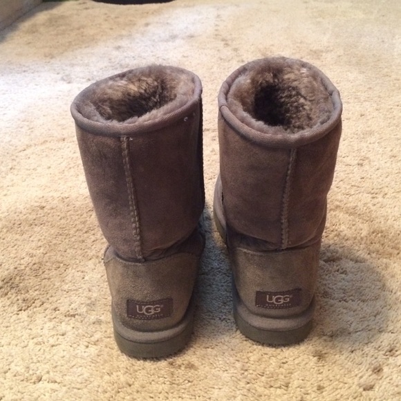 grey uggs size 5 grey uggs size 5
