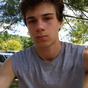 Meet your Posher, Kenneth