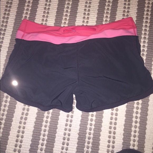 Gray lulu shorts