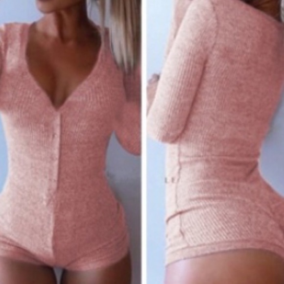 Pink knit long sleeve romper