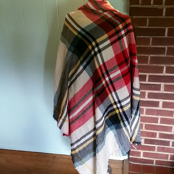 Soft Blanket Scarf Shawl - Picture 4 of 4