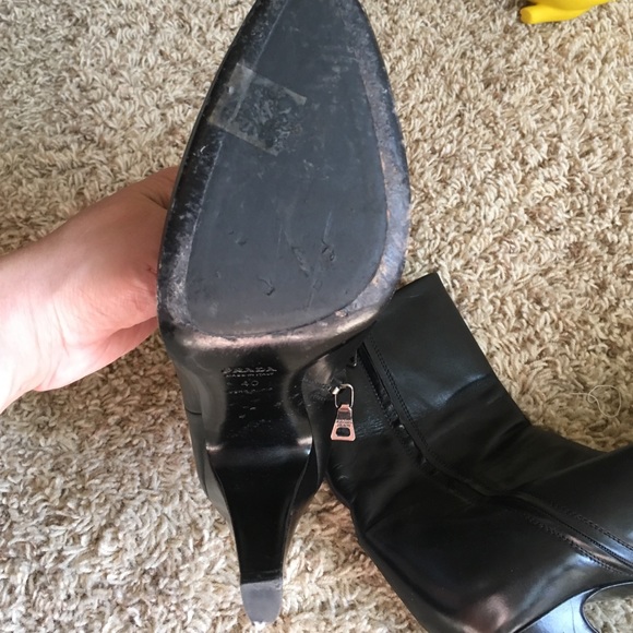 Prada boots - Picture 3 of 4