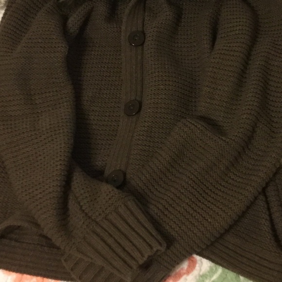 Beautiful Preloved SOLD IN BUNDLE - Picture 3 of 4