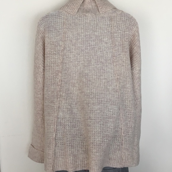 AUTHENTIC - Free People sweater 🌟Host Pick🌟 - Picture 3 of 4
