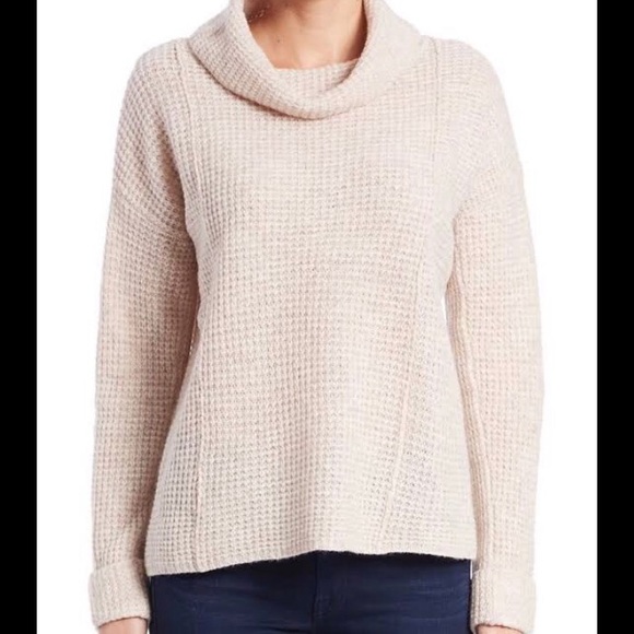 AUTHENTIC - Free People sweater 🌟Host Pick🌟 - Picture 4 of 4