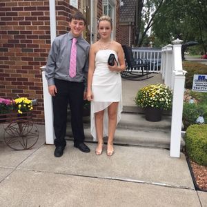 Meet your Posher, Laura