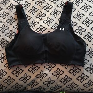 Under Armour Bra🎀
