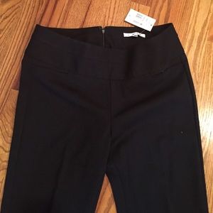 Cabi back zip pointe Licorice trouser . Black 6