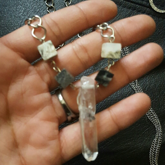 Jewelry bundle - Picture 3 of 3