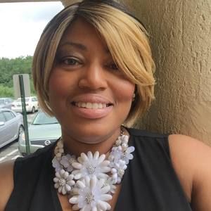 Meet your Posher, Latoya