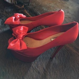 Red shoes with bow, from Bakers.