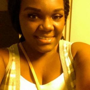 Meet your Posher, Eleacia