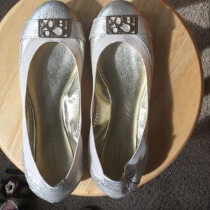 Gold Metallic Dora Coach flats. Size 6 1/2.