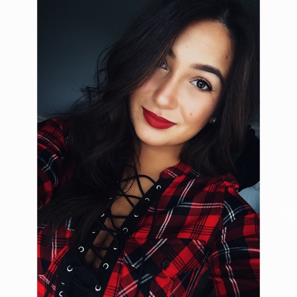 Meet your Posher, Stephanie