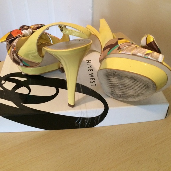 Shoes - Picture 3 of 3