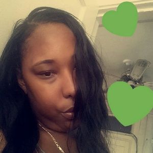 Meet your Posher, Courtney