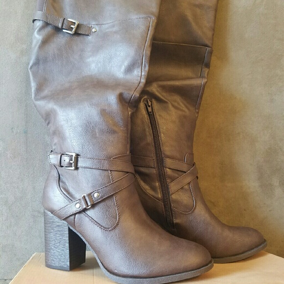 Boots - Picture 2 of 2