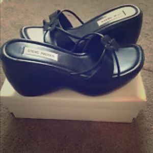 Steve madden wedge sandals size 10 new with box