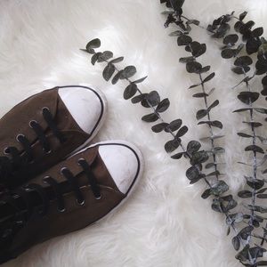 Converse High tops 👟