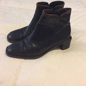 ***COLE HAAN BOOTIES***