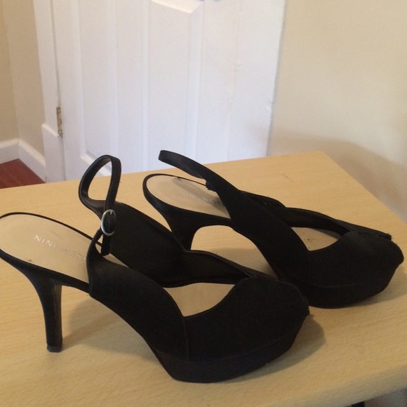 Shoes - Picture 2 of 3