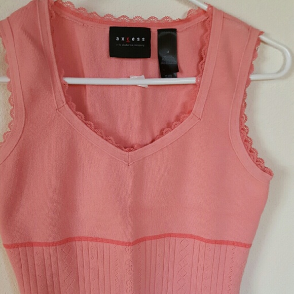 LIZ CLAIBORNE AXCESS SWEATER TANK