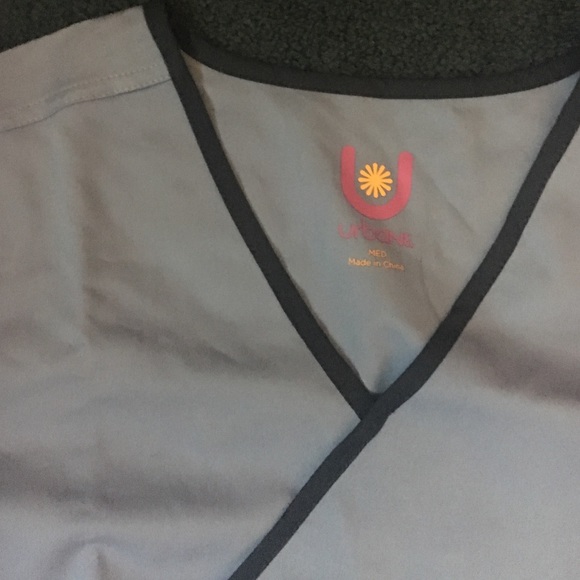 Scrub top - Picture 3 of 3