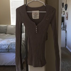 Hollister sweater. Grey. Size S