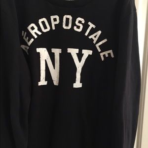 Cozy black and white Aeropostale sweatshirt