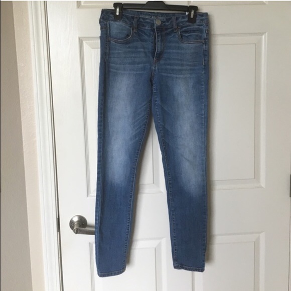 American Eagle Medium wash jeans
