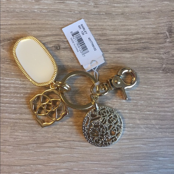 Kendra Scott Shirley keychain white