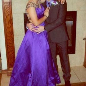 Beautiful purple prom dress by Sherri Hill
