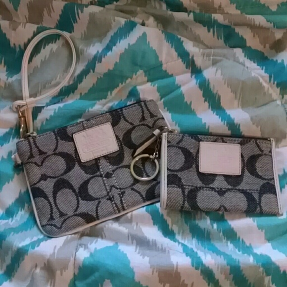 Coach wristlet and card holder
