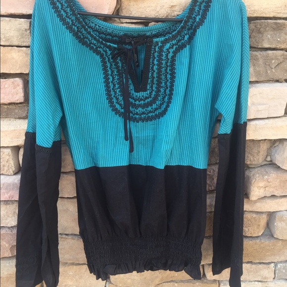 NWT Buffalo linen top💚