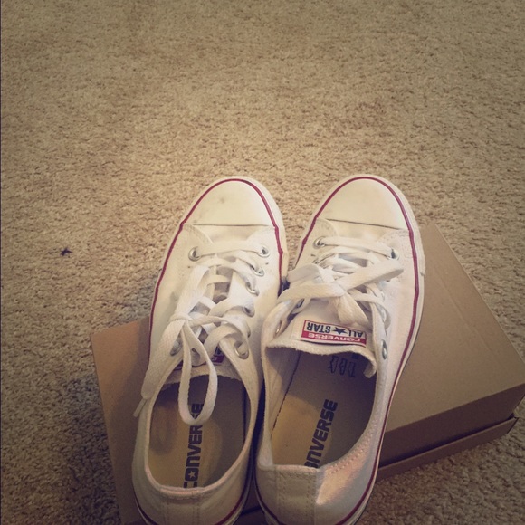 🎉original converse shoes🎉