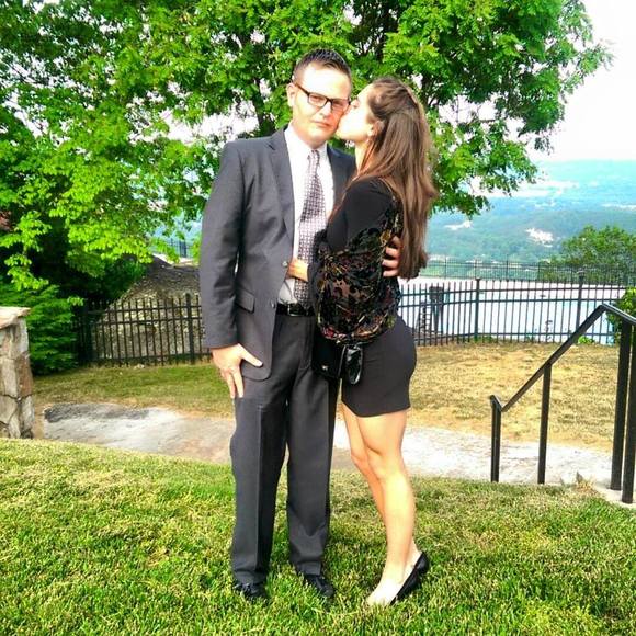 Meet your Posher, E.b.