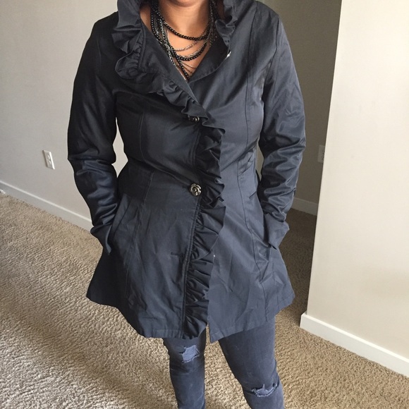 Excellent condition Betsey Johnson trench coat.