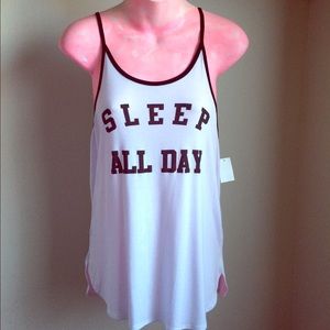 💋 NWT sleep all day and party all night top!