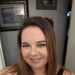 Meet your Posher, Desirae