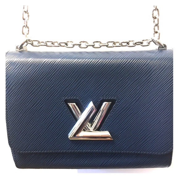 Beautiful Louis Vuitton Twist Epi Leather bag