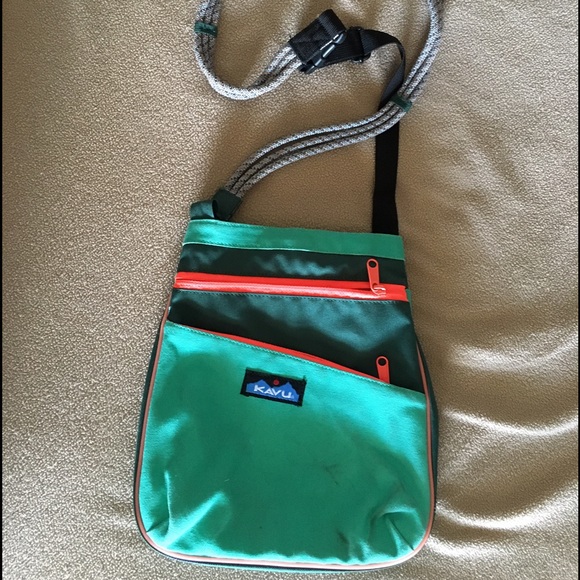 Kavu cross body bag