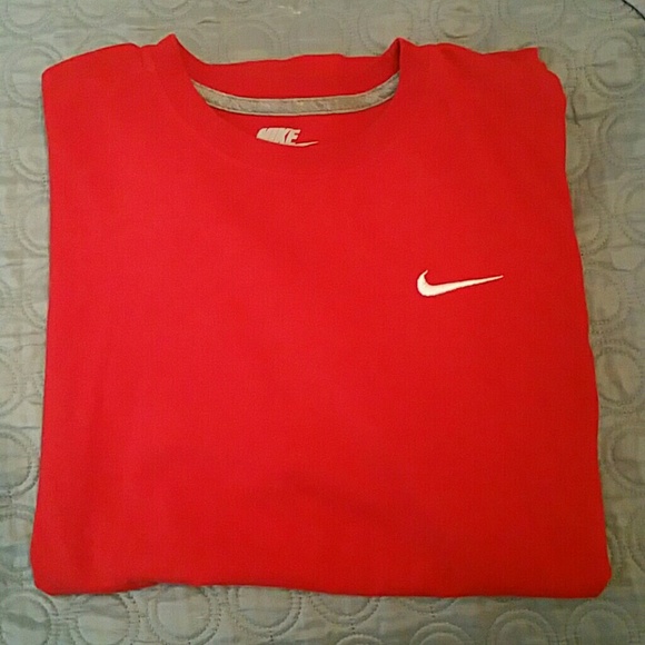 NWOT Nike t-shirt