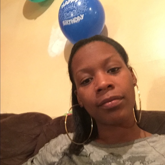 Meet your Posher, Natasha