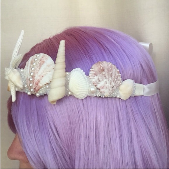 *SOLD* Pearly Mermaid Crown - Picture 3 of 3