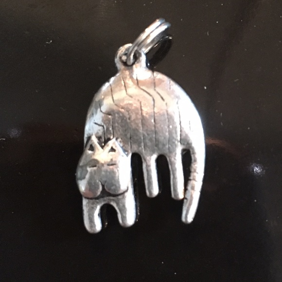 Sterling charm - Picture 2 of 3