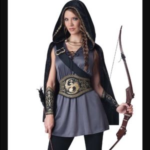 Huntress Halloween costume NWT