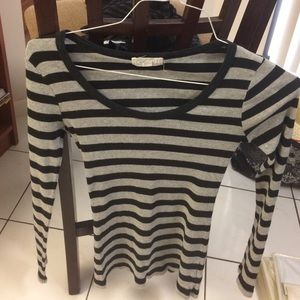 Forever 21 long sleeve shirt Forever 21 long sleeve shirt