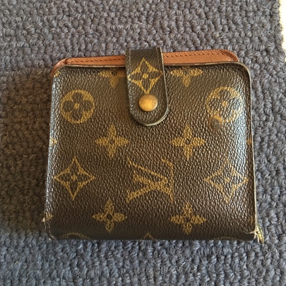 Louis Vuitton Wallet